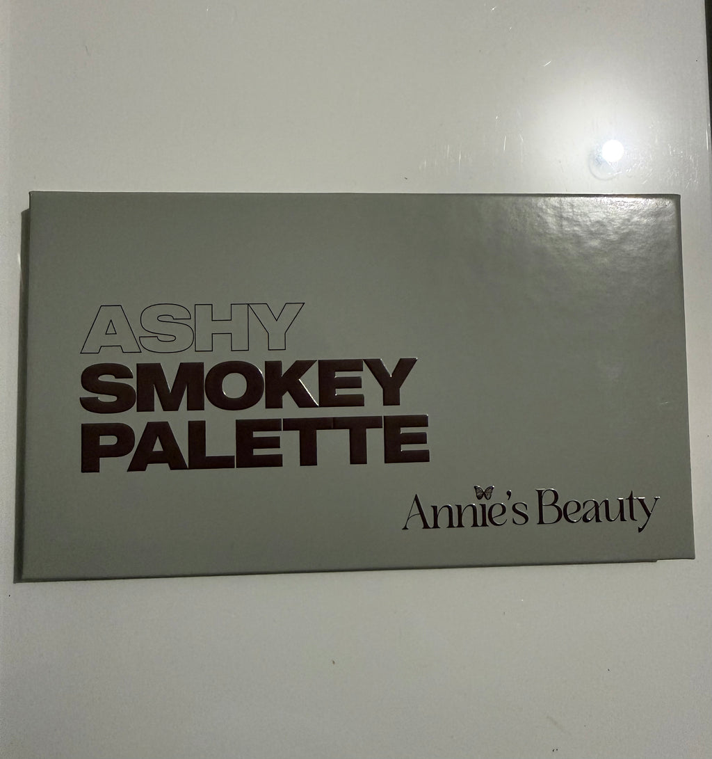 Fard à paupière Annie’s Beauty – Ashy Smokey Palette