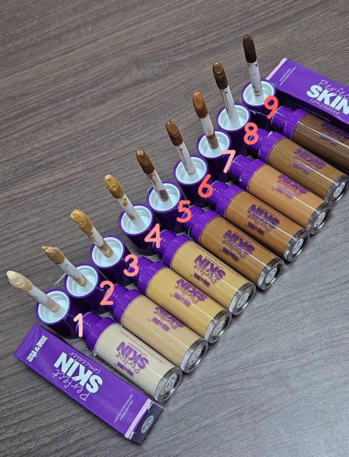 Anti-cernes correcteur Issa & Dose