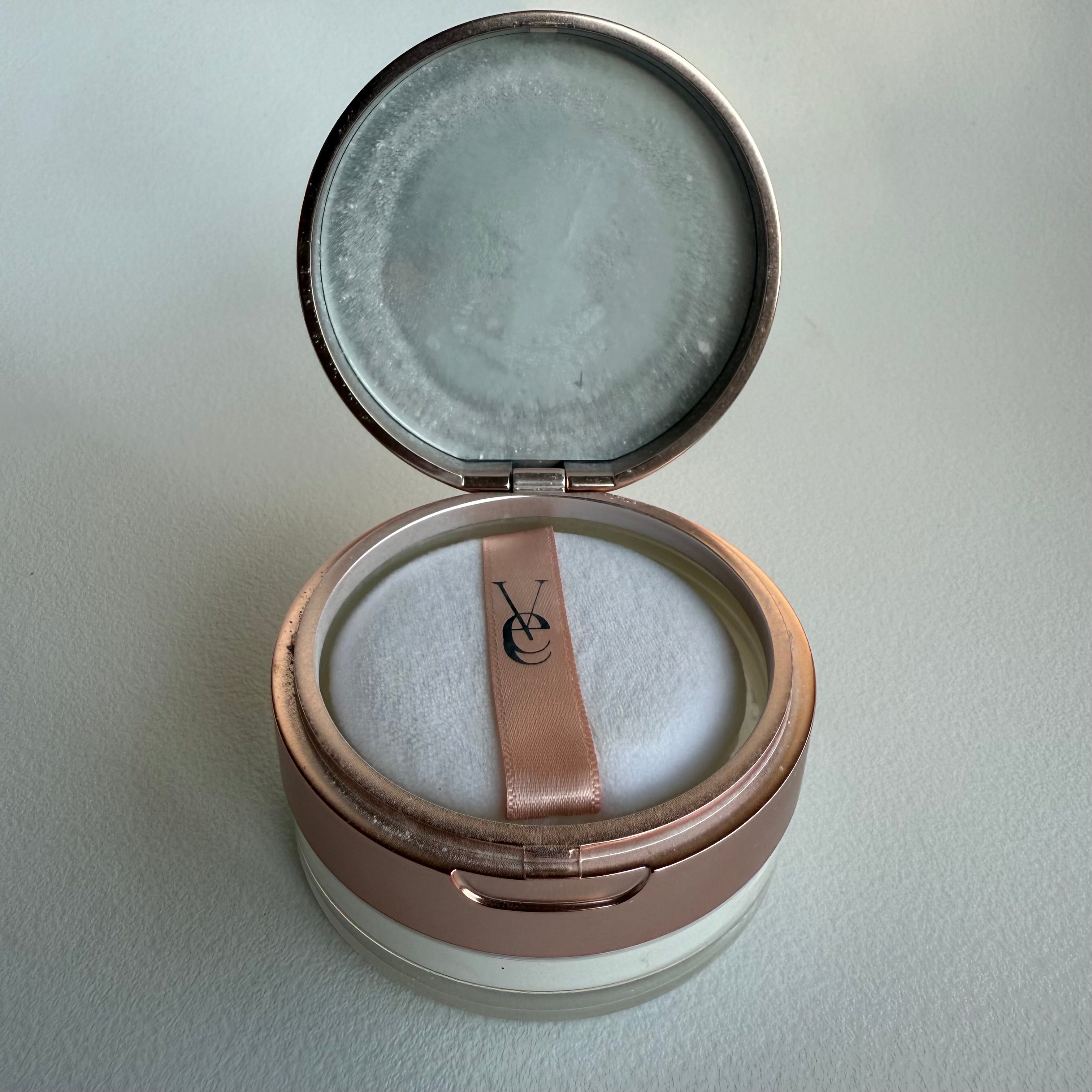 Loose Highlight & Contour (Pigment Illuminateur Libre)- VEE BEAUTY