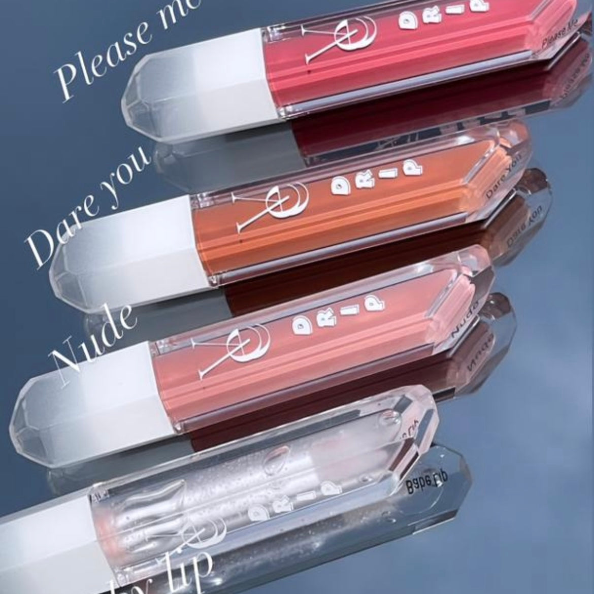 Gloss matte  Drip glosss Vee beauty