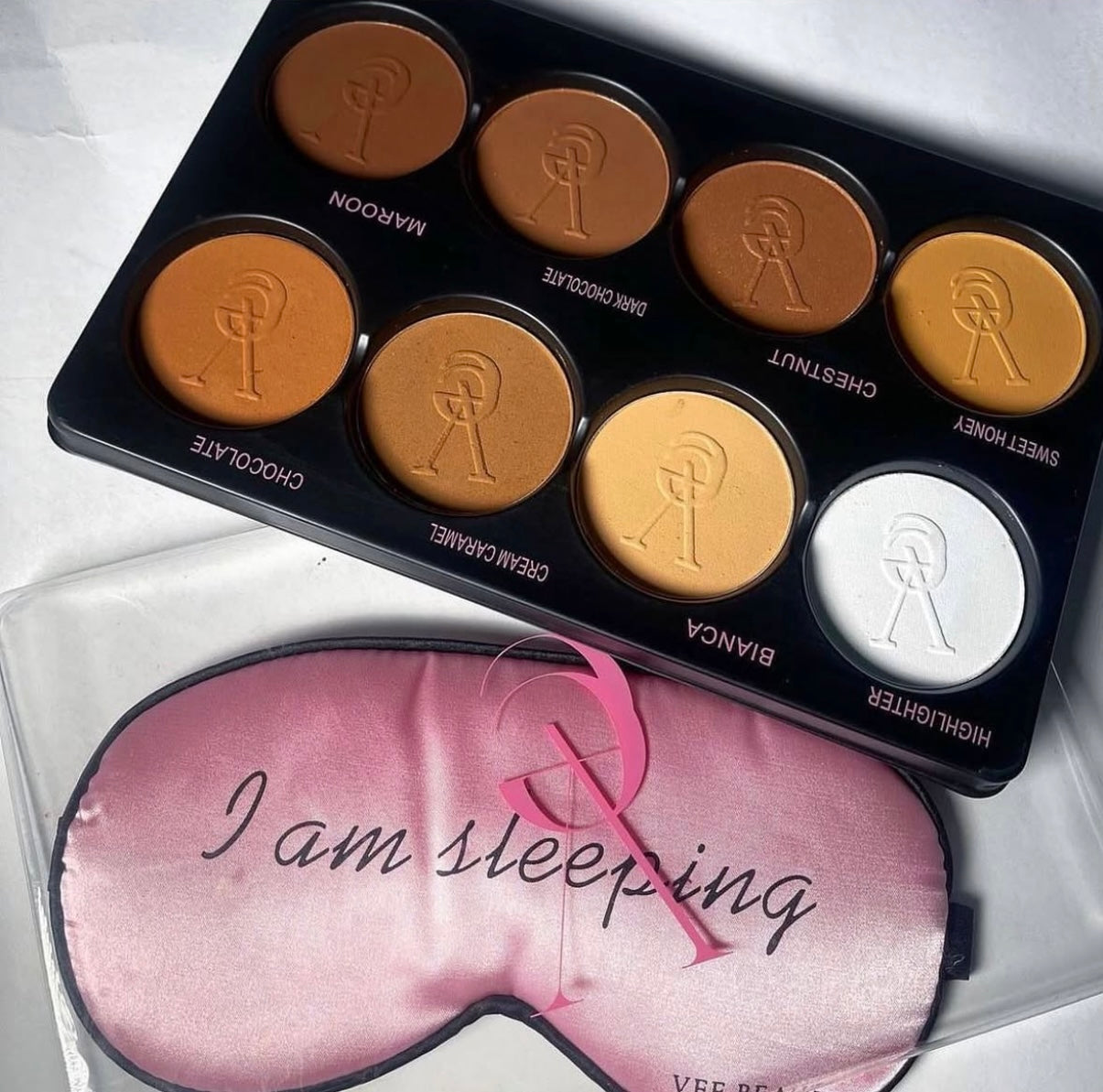 Palette Teint Multifonctions 8 en 1 – Vee Beauty