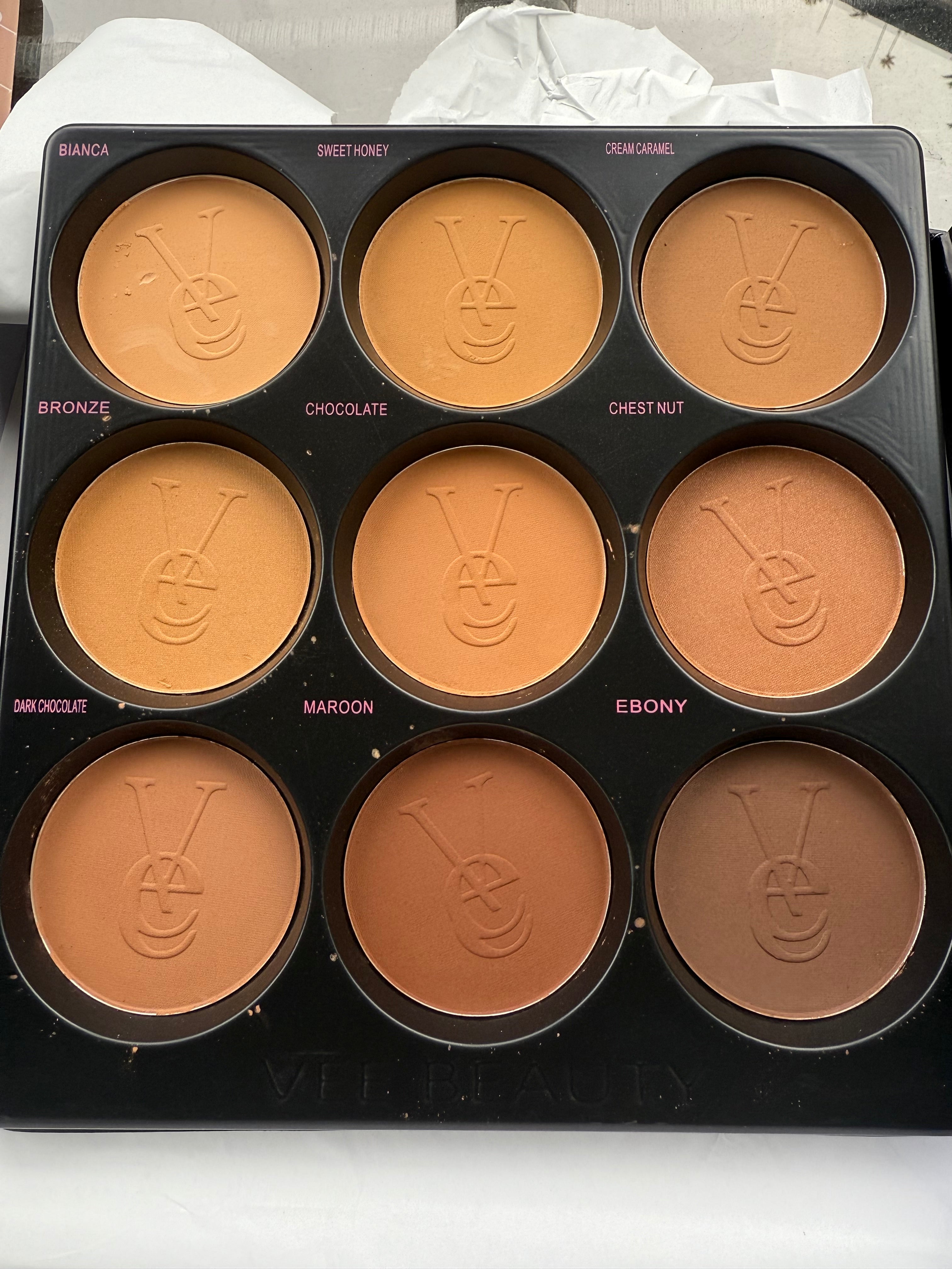 Coffret édition limité Poudre libre 9 teintes Vee Beauty