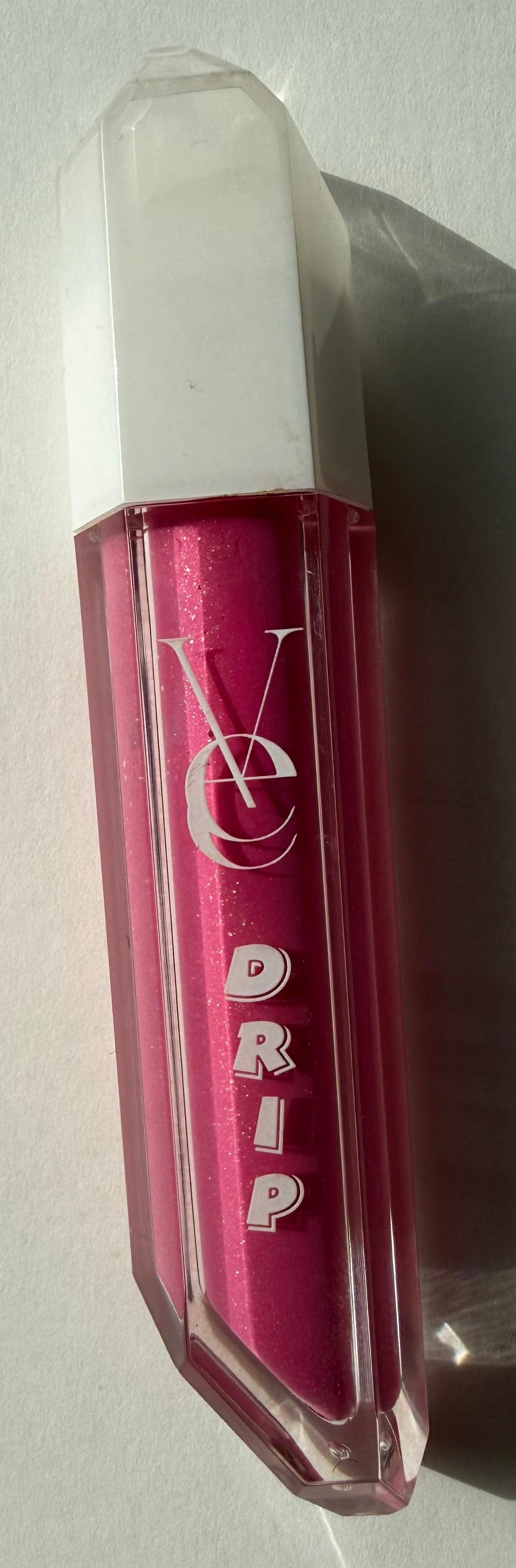 Gloss matte  Drip glosss Vee beauty