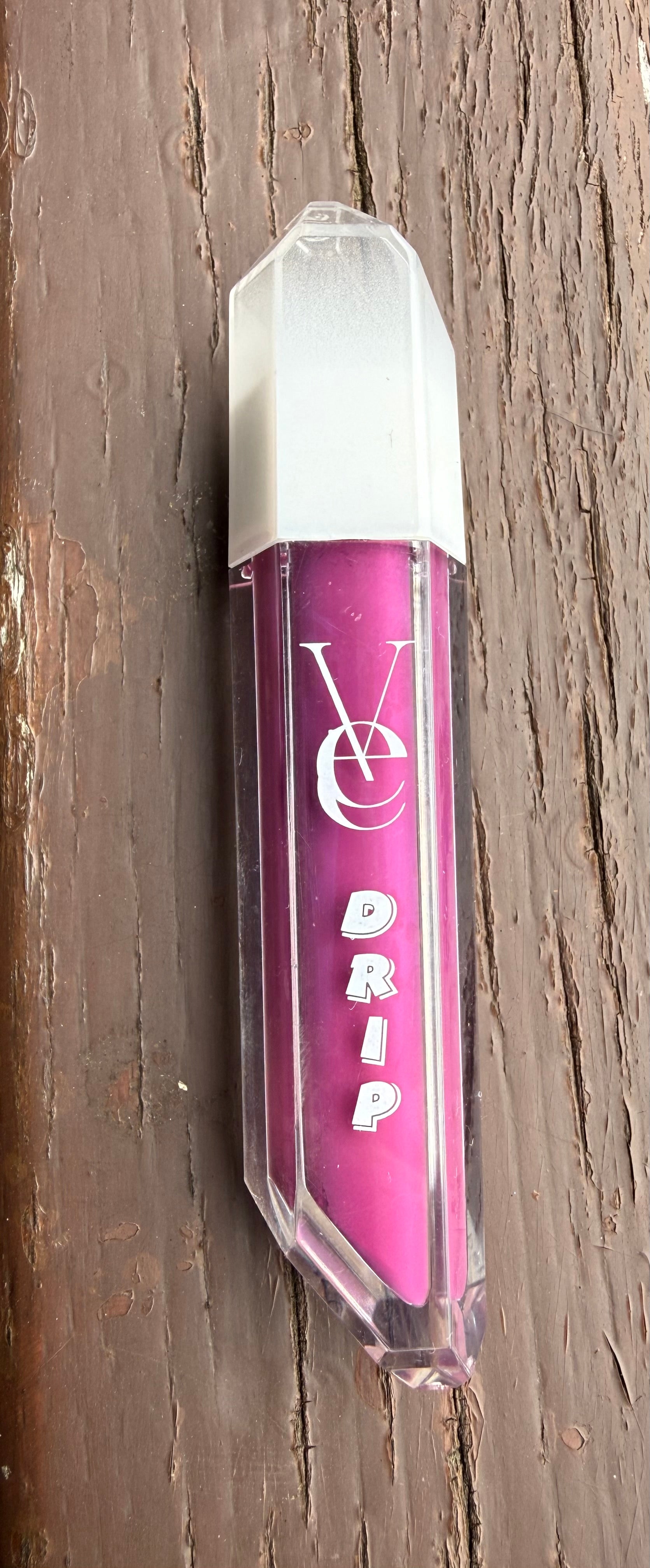 Gloss matte  Drip glosss Vee beauty