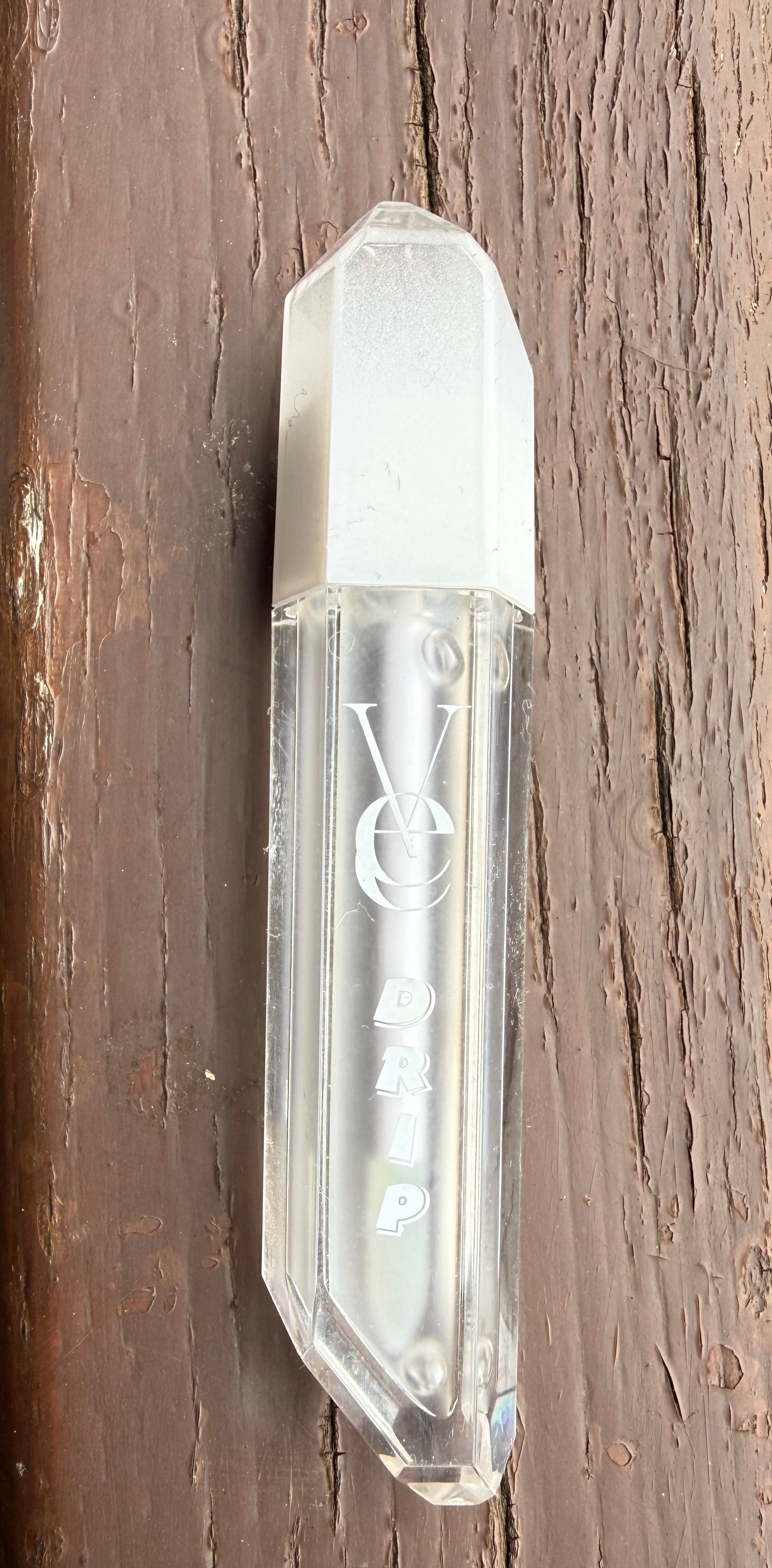 Gloss matte  Drip glosss Vee beauty