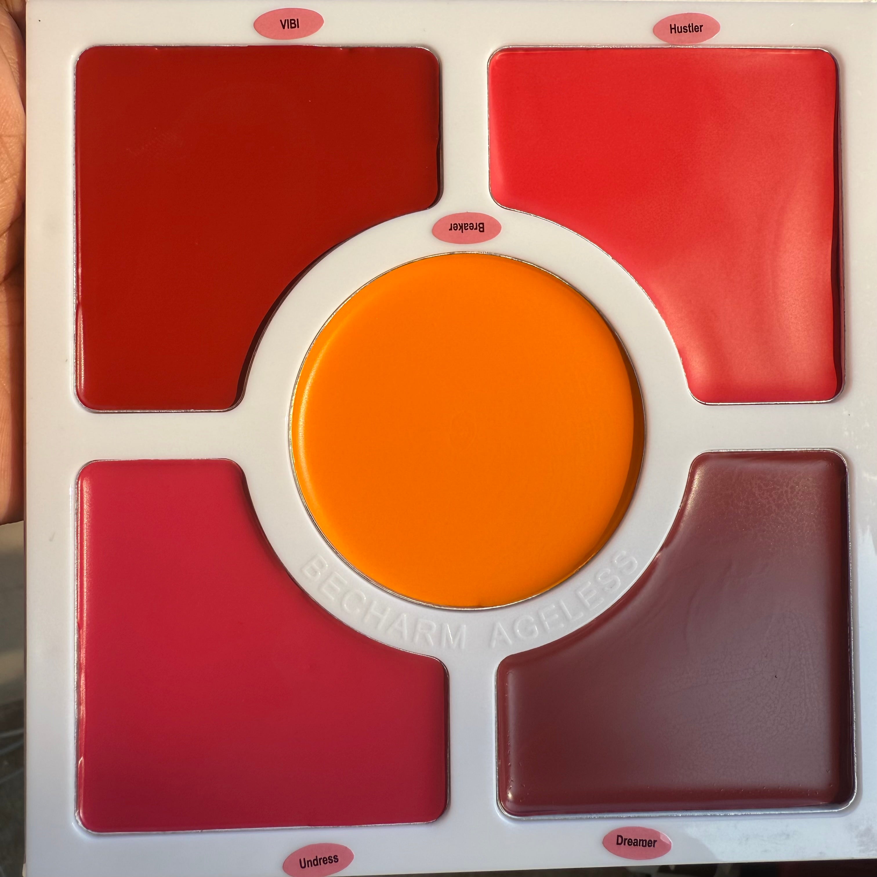 Palette HD Matte Blush “Touch Me”- BECHARM AGELESS