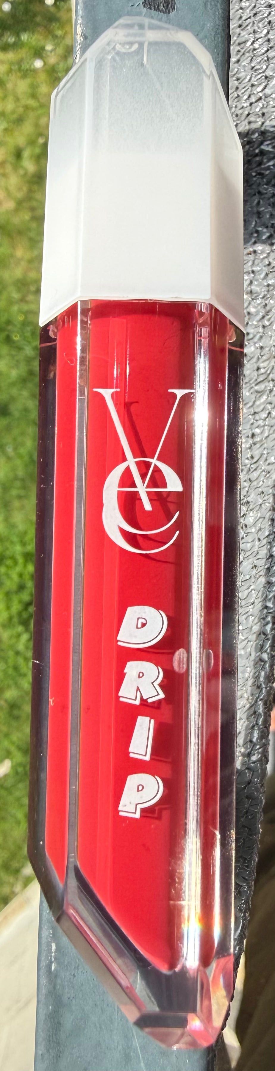 Gloss matte  Drip glosss Vee beauty