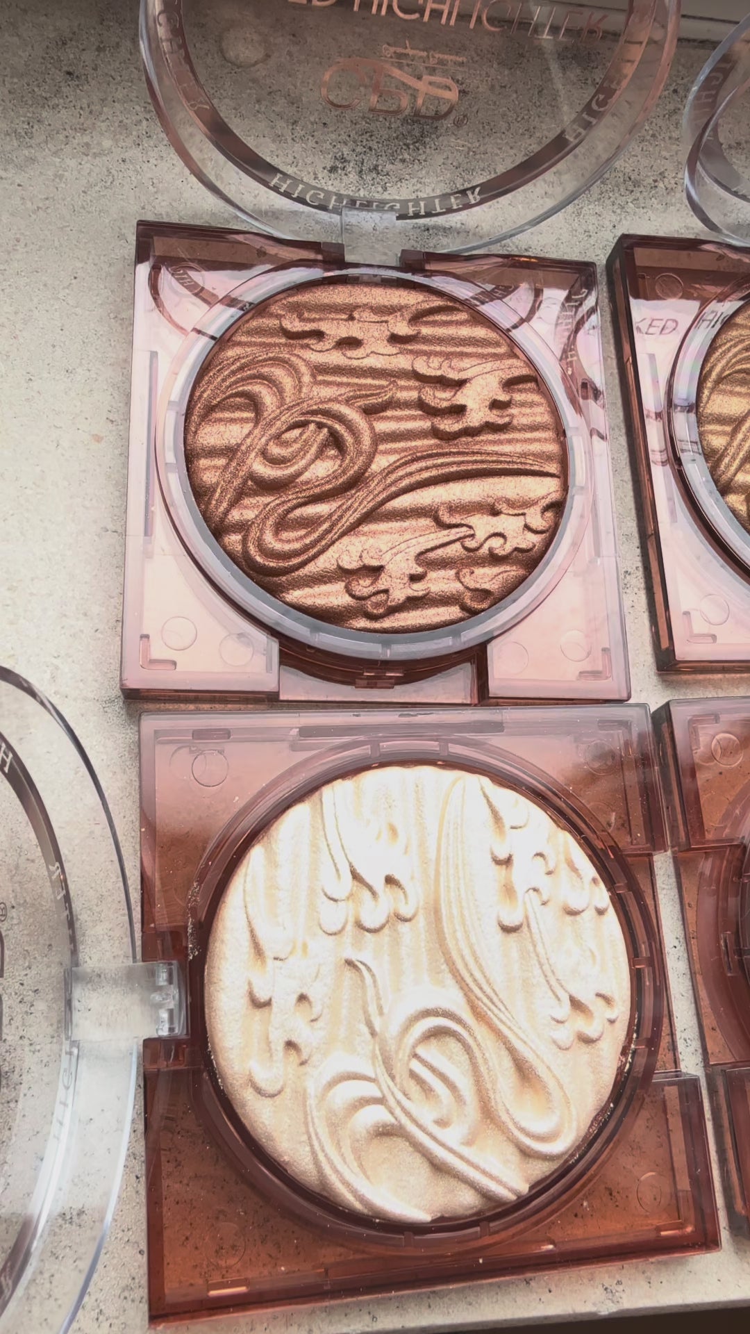 Highlighter CPD – Éclat Sublime pour Peaux Noires et Métissées